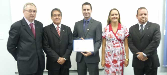 Primeira Certificação Profissional é entregue para Administrador do Rio Grande do Sul Primeira Certificação Profissional é entregue para Administrador do Rio Grande do Sul